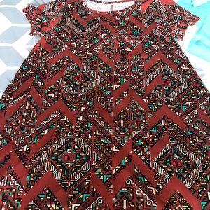 EUC LuLaRoe Medium Carly